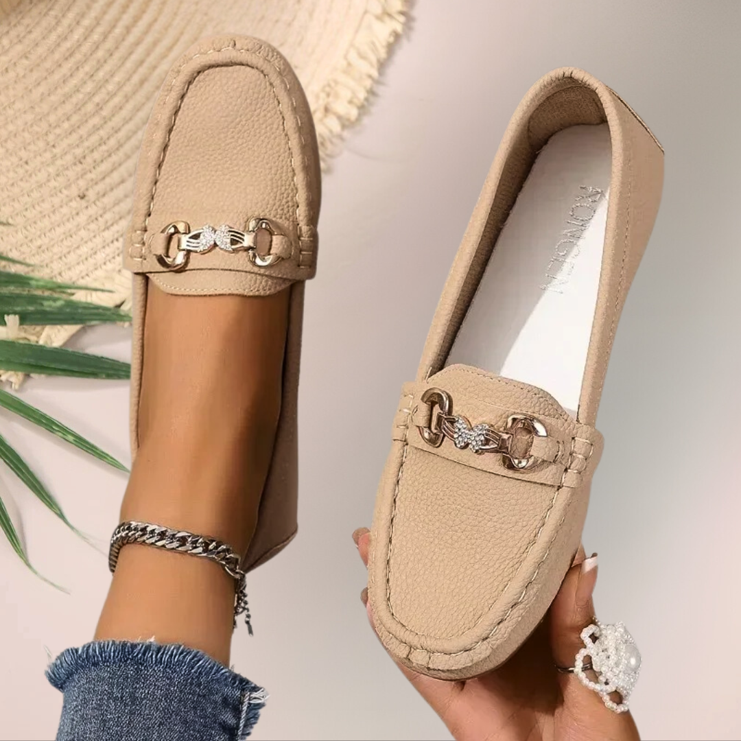 Bonnie™ • Elegant Moccasin